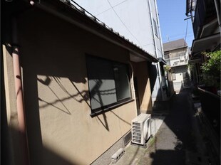 深草直違橋3丁目貸家の物件外観写真